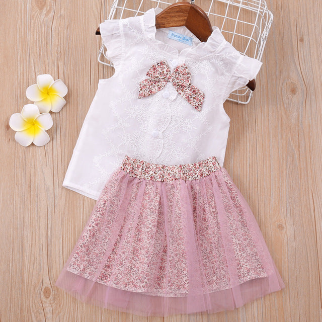 Bright And Cheerful Children Clothes Set For Playtime
