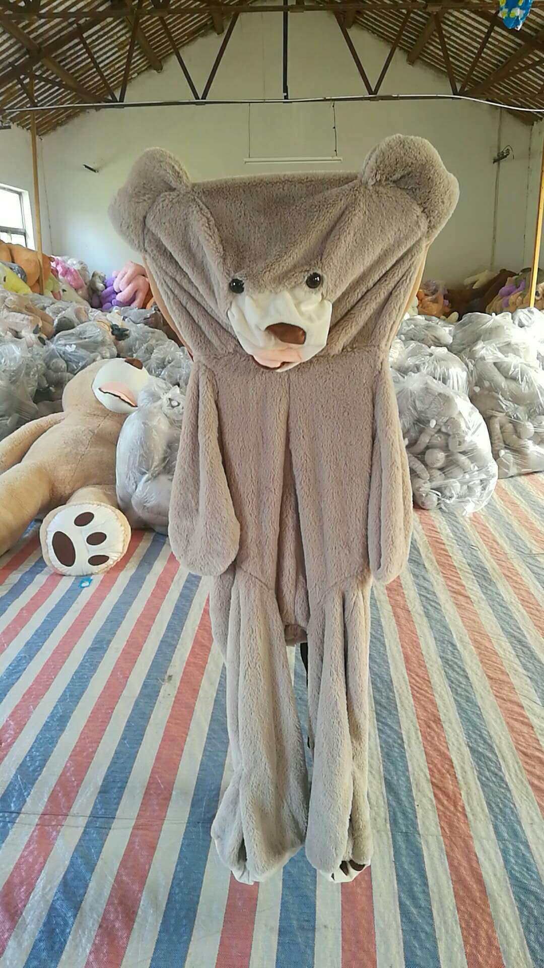 Giant Plush Teddy Bear Toy For Warm Hugs