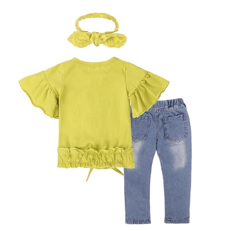 Comfortable And Fashionable Cotton Jeans And T-Shirt For Girls