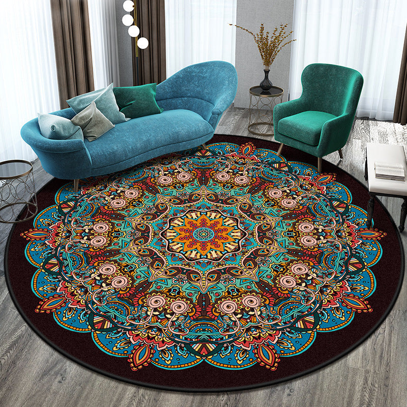 Circular Elegance: Radiant Rug Accent for Timeless Beauty and Comfort