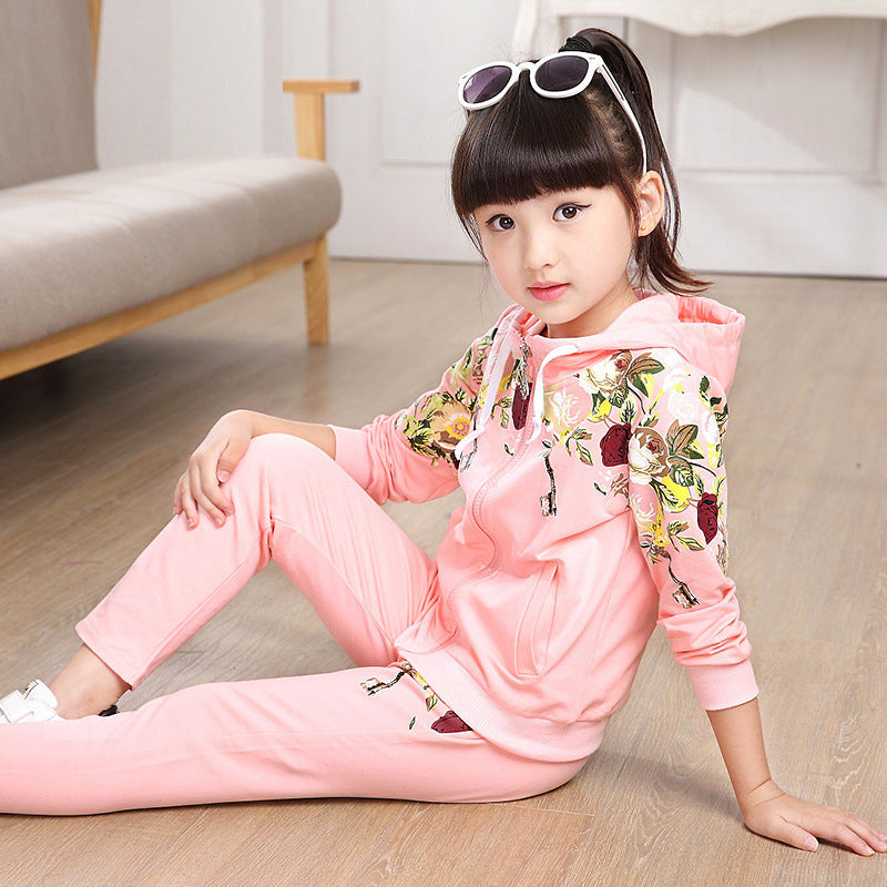 Adorable Children Clothes Set For Play And School