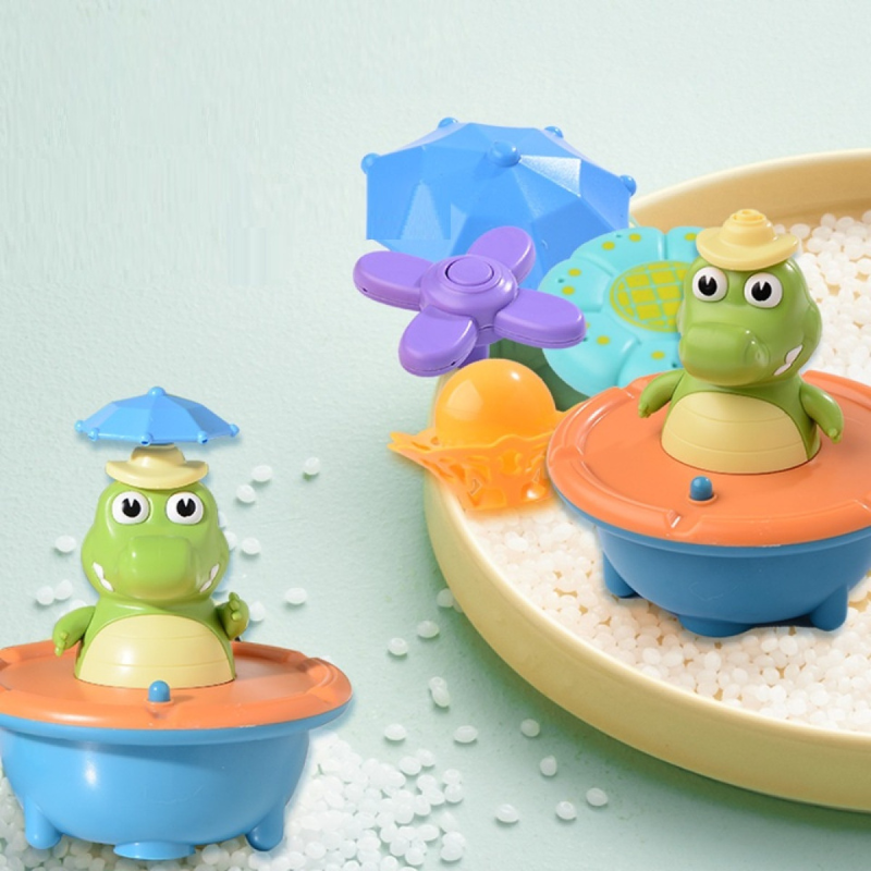 Crown Splash Crocodile LED Bath Fountain Toy